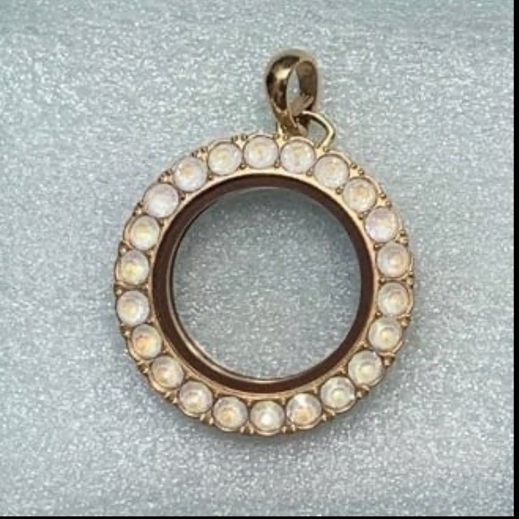 Origami Owl Medium Gold Twist Living Locket w/ Grey DeLite Swarovski Crystals - Picture 4 of 4